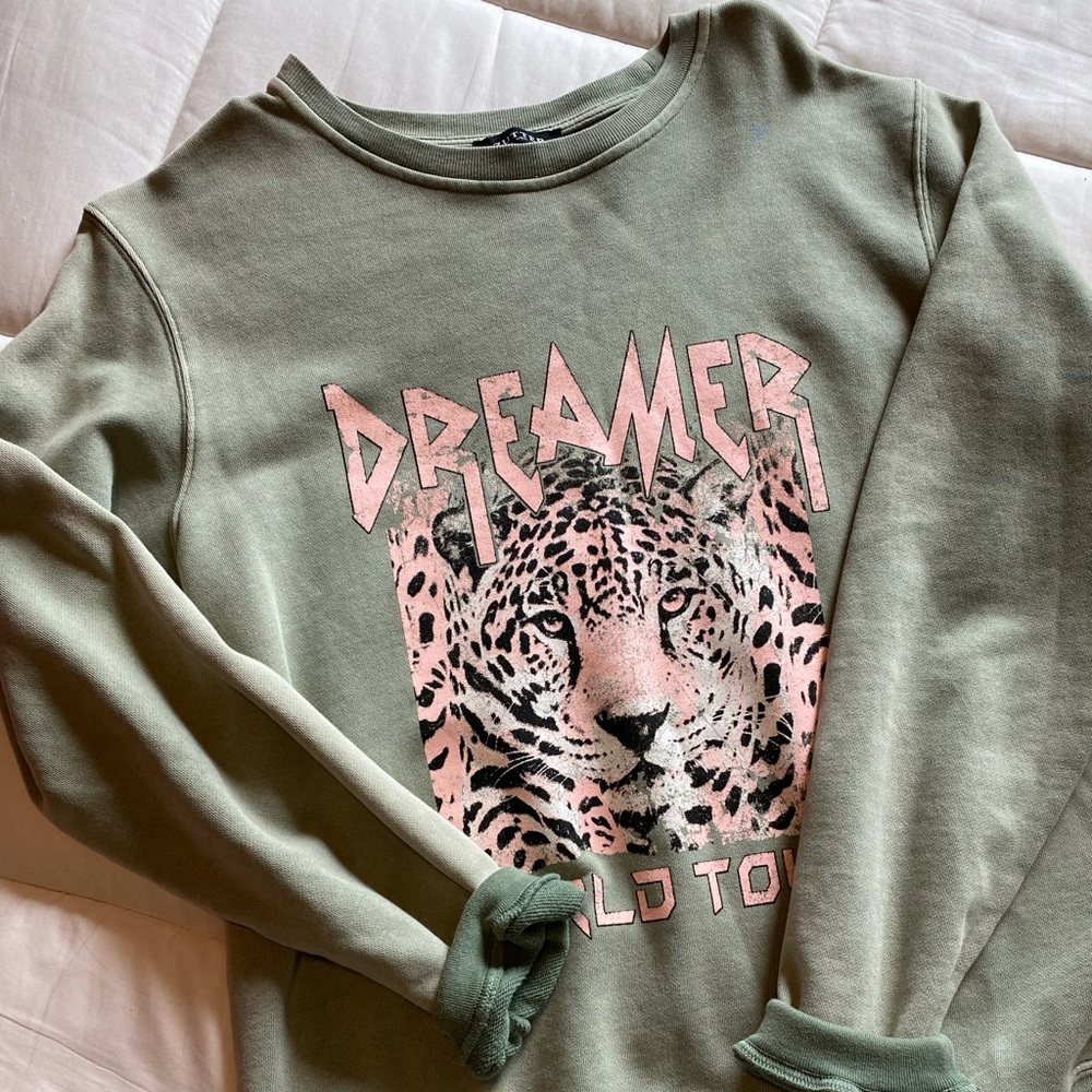 Comfy Crewneck!!!